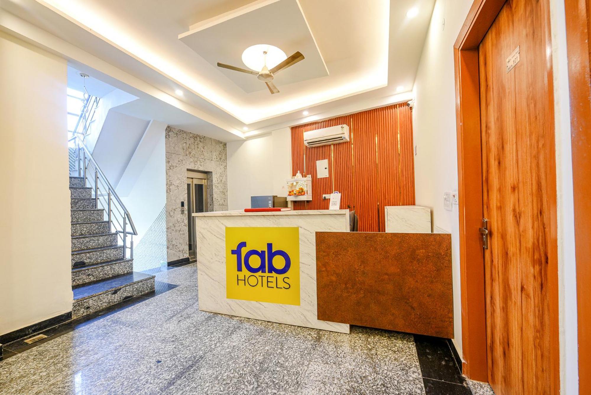Hotel Fabhotel Shree Jii Luxury
