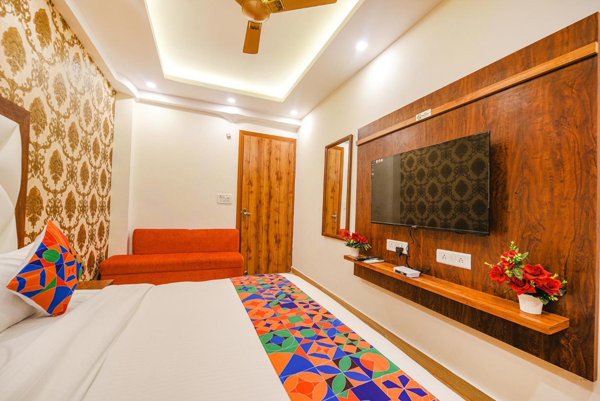 Hotel Fabhotel Shree Jii Luxury Delhi (National Capital Territory of India)