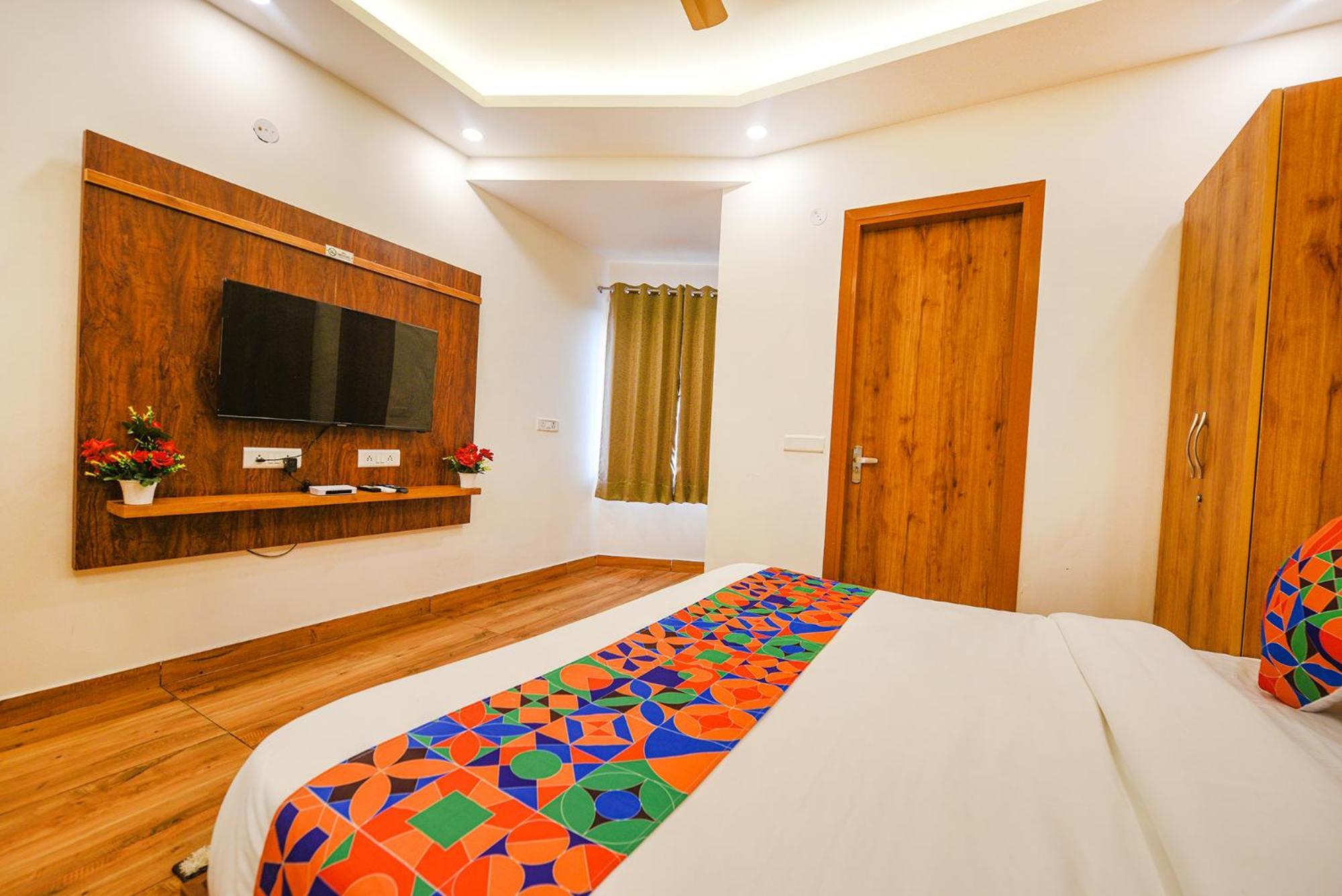 Fabhotel Shree Jii Luxury Hotel Delhi (National Capital Territory of India)
