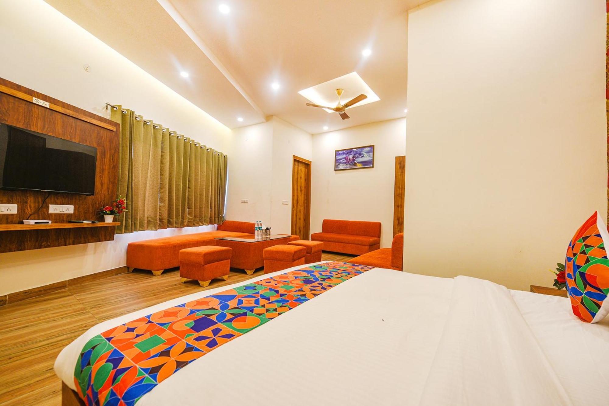 Fabhotel Shree Jii Luxury Hotel 3*